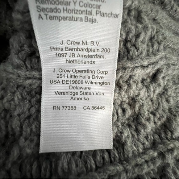 J. Crew Cable-knit ruffleneck button front cardigan sweater, wool blend Grey XL - Picture 11 of 12